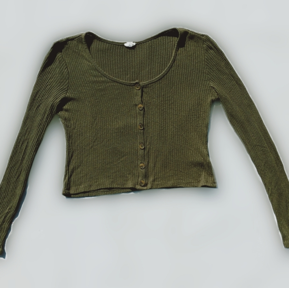 Garage Henly olive long sleeve Tee size L